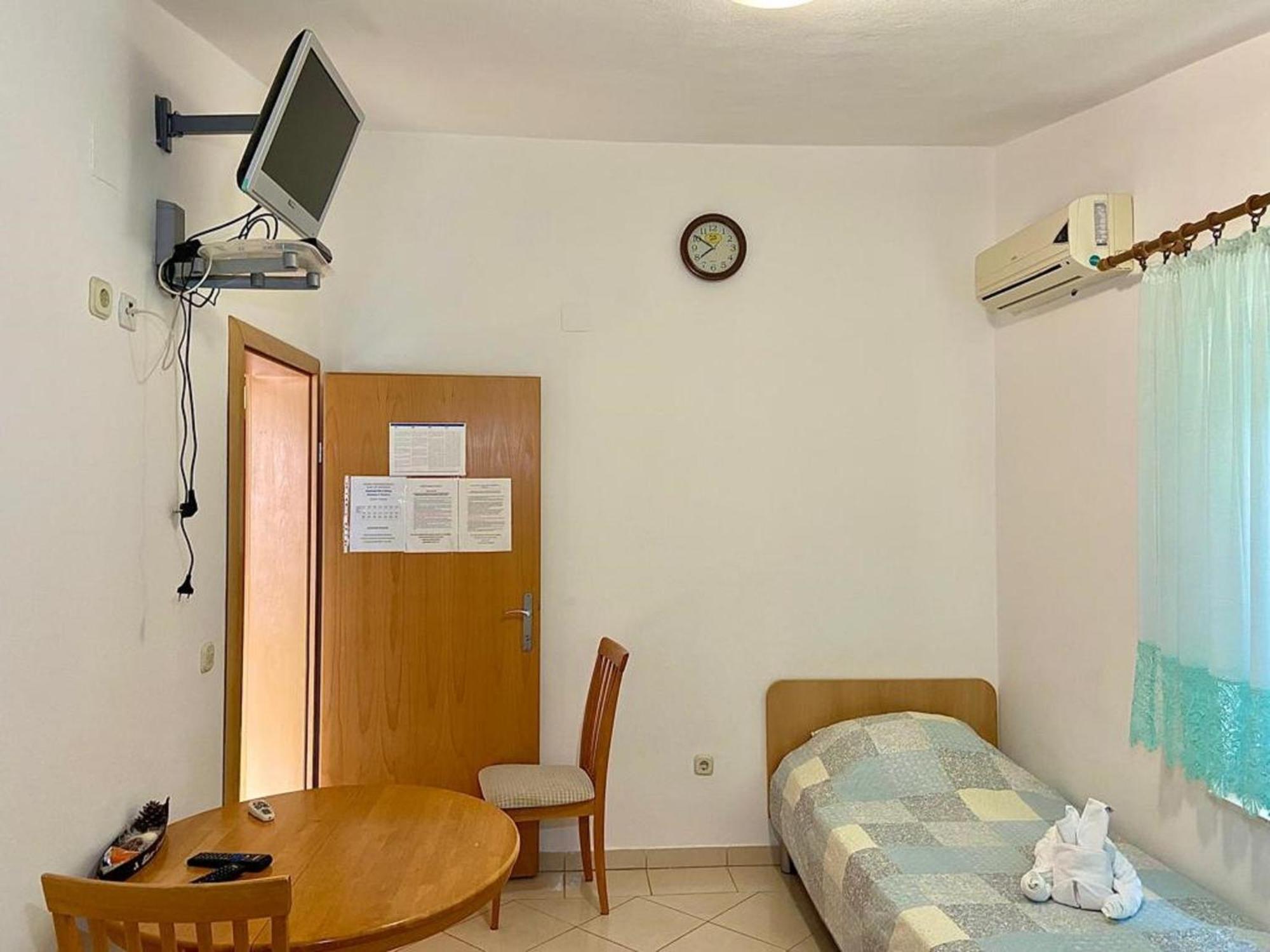Apartments Tiho & Jelena Блаце Экстерьер фото